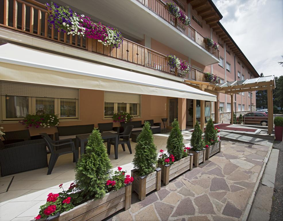Park Hotel Sacro Cuore 카발레즈 외부 사진